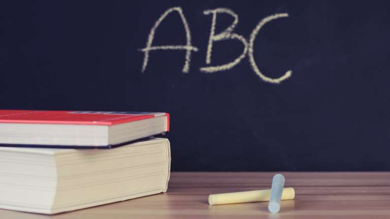 abc-books-chalk-chalkboard-265076
